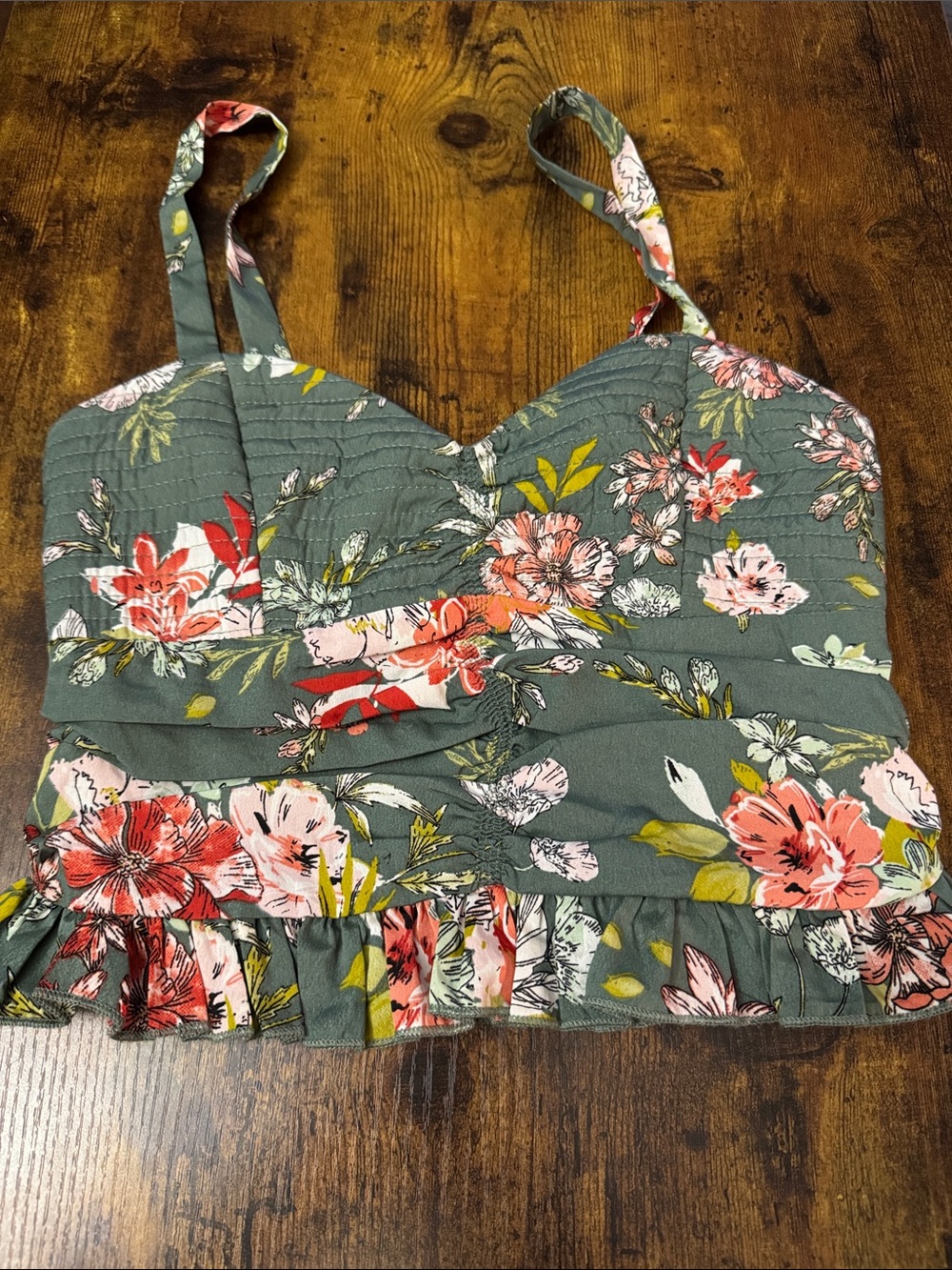 B-O-G Collection Sage Green Floral Smocked Peplum Crop Top Sz S⁠